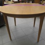 635 4607 DINING TABLE